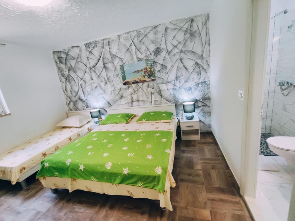 Apartmani Nada Mustapic Brela Εξωτερικό φωτογραφία
