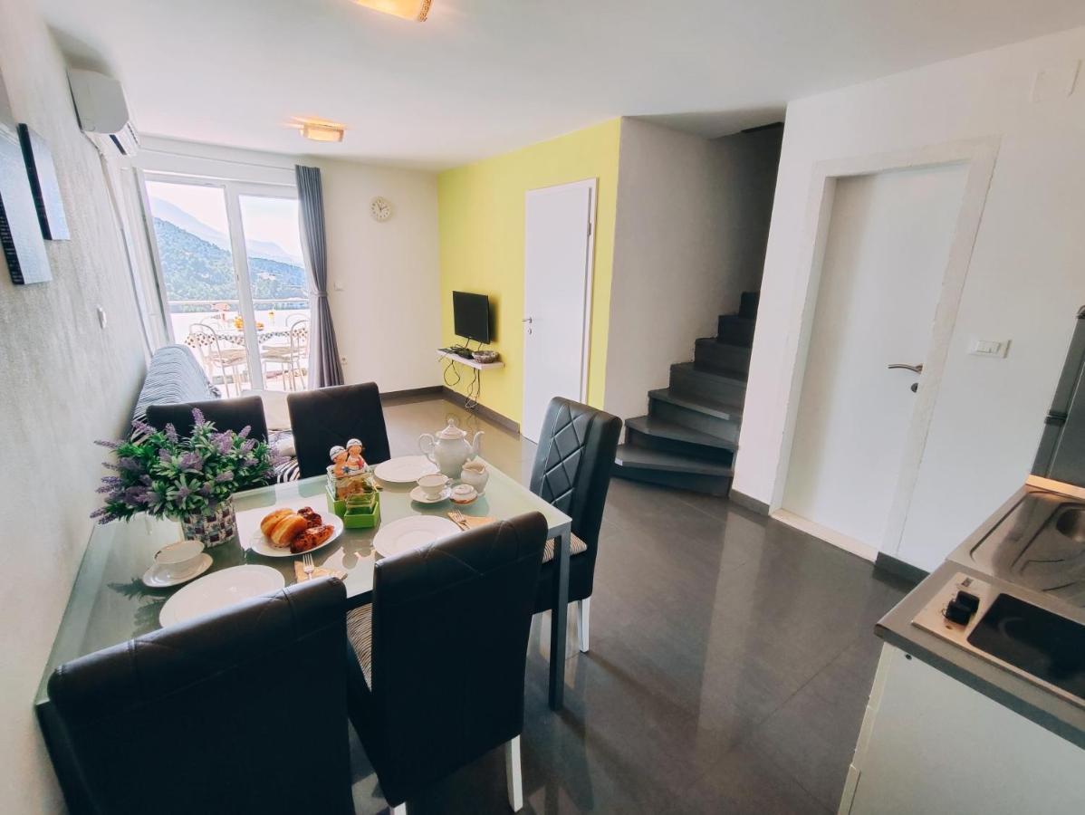 Apartmani Nada Mustapic Brela Εξωτερικό φωτογραφία