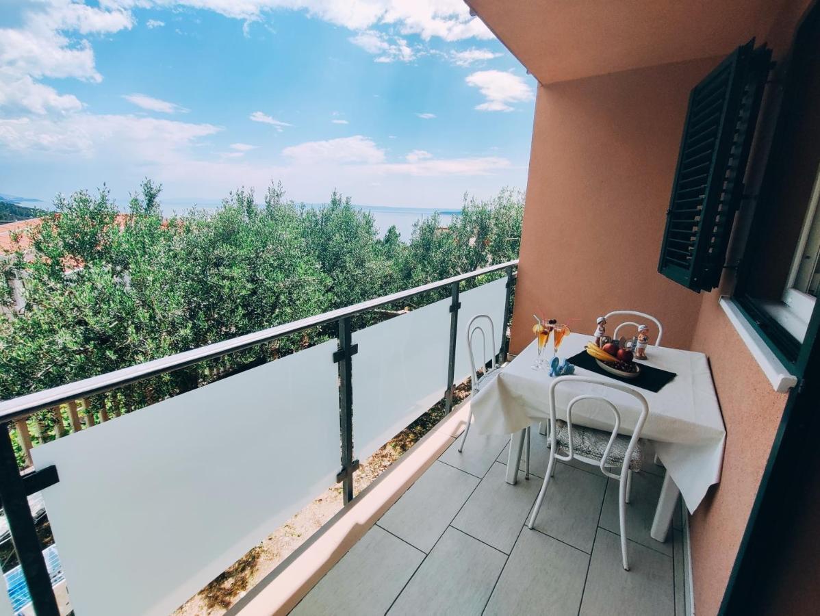 Apartmani Nada Mustapic Brela Εξωτερικό φωτογραφία