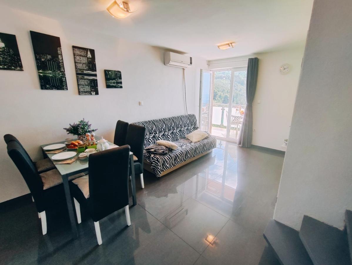 Apartmani Nada Mustapic Brela Εξωτερικό φωτογραφία